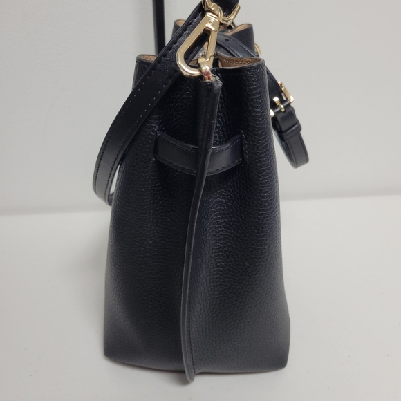 Michael Kors Emilia Small Bucket  Messenger Crossbody Bag. - Picture 7 of 16